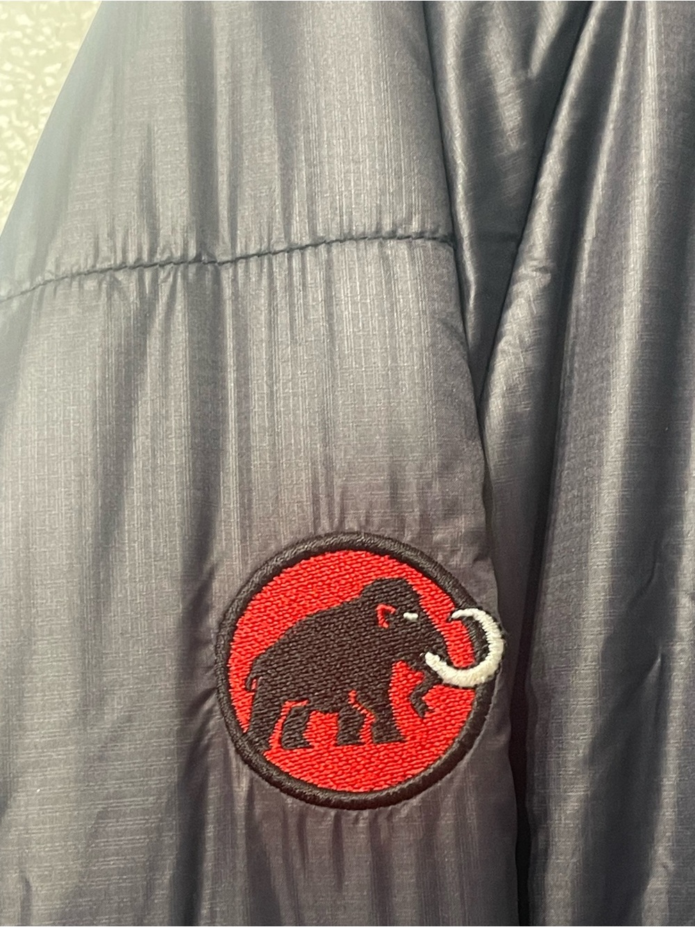 Mammut Women’s Black Hooded Puffer with Red Trim - Size L - Picture 5 of 5